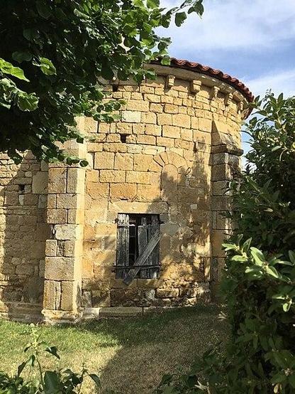 Prieuré de Cosnay à #Lacs (#Indre)
Suite 👉 https://monumentum.fr/monument-historique/pa36000013/lacs-prieure-de-cosnay
#Patrimoine #MonumentHistorique
Photo CC-BY-SA 4.0 : Vers75