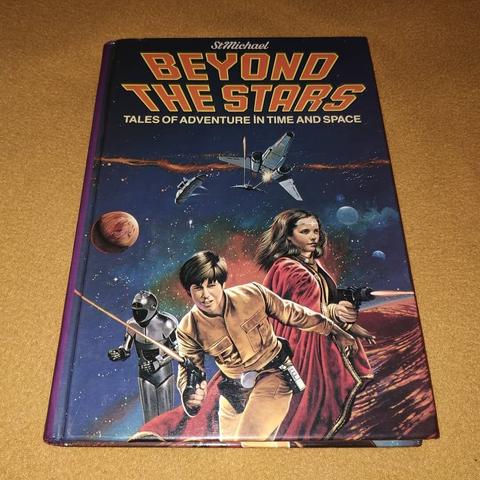 Beyond the Stars - Tales of Adventure in Time and Space (1983) 
Catay Books, Hardcover.
Love the cover and illustrations designs of Star Wars. 
17 stories by Peter Dennis, Garry Kilworth, Jay Williams, George Lucas, Jules Verne, Robert Heinlein,  Arthur C. Clarke etc
 

#collection #c31collectorsedition #nostalgia #livro #book #beyondthestars #starwars #georgelucas #r2d2 #c3po #obiwankenobi #darthvader #hansolo #chewbacca #lukeskywalker #leia
