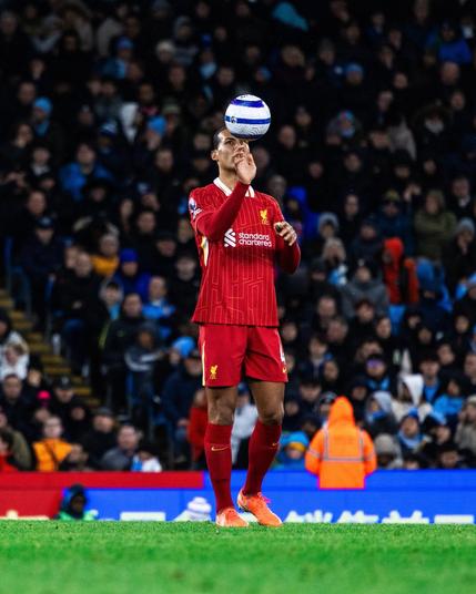 Van Dijk spins a ball.