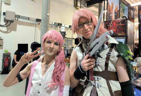 Closer photo of the same cosplayers
