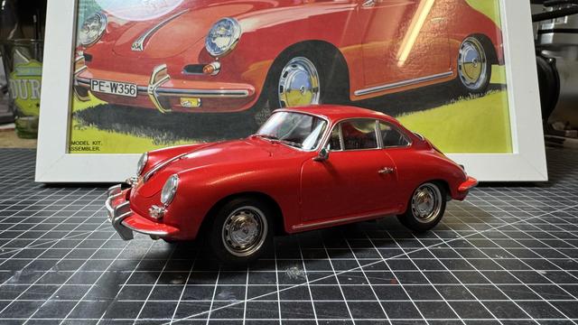 Finished model of a Porsche 356 by Fujimi