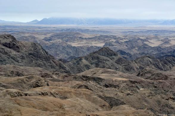 Langs de Welwitchia Drive vind je twee aparte natuurfenomenen in Namibië: het maanlandschap en de welwitschia. Een tour die je kunt maken als je in de buurt van Swakopmund verblijft. 👇

https://jtravel.nl/afrika/zuid-afrika-namibie/maanlandschap/

#maanlandschap #welwitschia #namibie