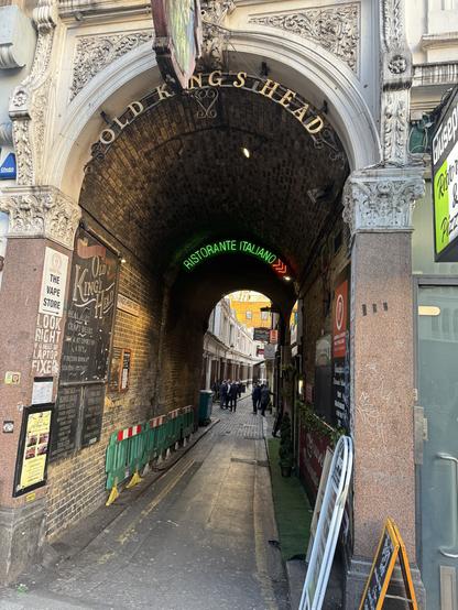 Old Kings Head alley in Southwark
