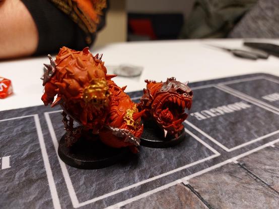 The mangler squig and a cave squig in the KO box of the dugout. The mangler was kicked out by yours truly in turn 2 and never returned