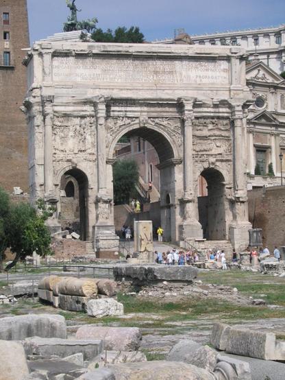 The Roman Arch with tourists in front