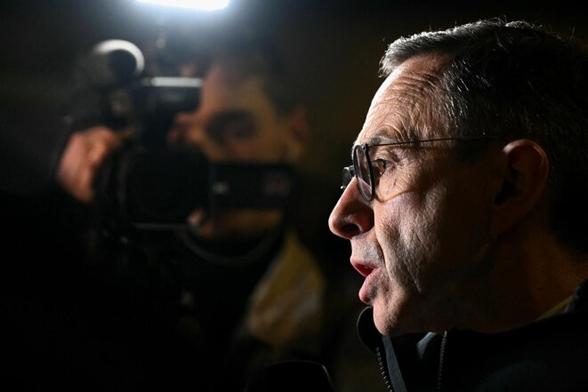 Le ministre de l'Intérieur Bruno Retailleau devant la presse après l’attaque au couteau à Mulhouse, le 22 février 2025. © Photo Sébastien Bozon / AFP