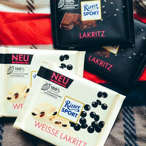 2 Tafeln Ritter Sport Lakritz und 2 Tafeln Ritter Sport Weisse Lakritz