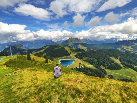 Someone took a picture of me from behind while I sat down and enjoyed the fabolous view from the Reiterkogel.