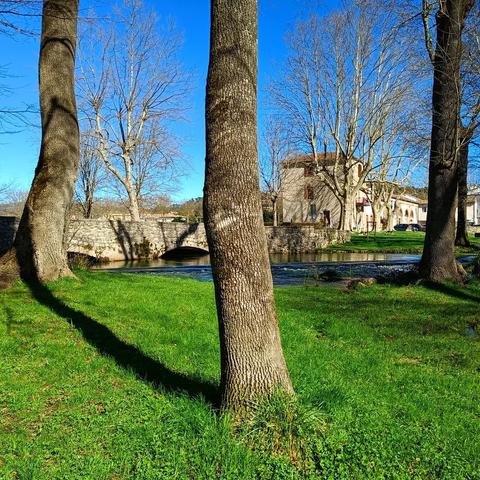 Entre Hérault et Avèze, de Saint-Bauzille-de-Putois à Brissac, sous le soleil