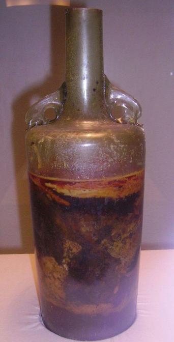 Römerwein, la plus vieille bouteille de vin du monde a plus de 1650 ans