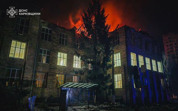 Russia bombed Ukrainian hospital while Trump and Zelensky met