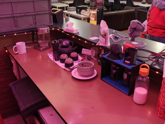 Snapshot of the haxko coffee corner. Currently testing new equipment, including Aeropress.