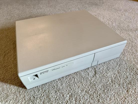 A digital VAXstation 4000-60 beige pizza box computer