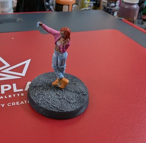 Cyberpunk influencer taking a selfie. Model from Unit 9. Work in progress.