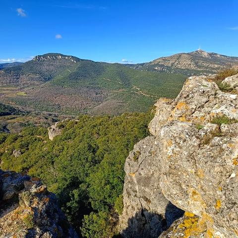Du canyon du diable au rocher des vierges, entre terres rouges et panorama