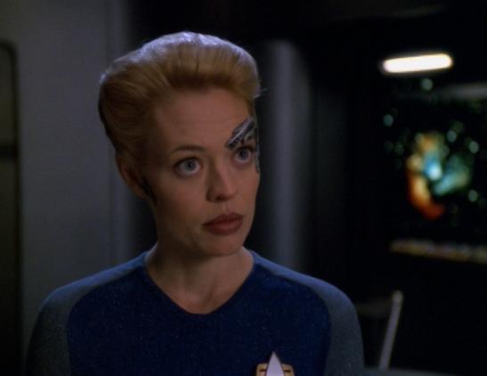 Seven of Nine being super alert.