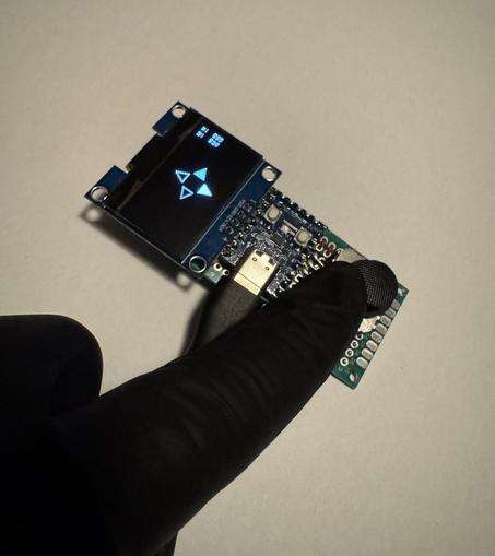 The mini joystick on the pcb is pushed to the top right, the display highlights the top and right arrows.