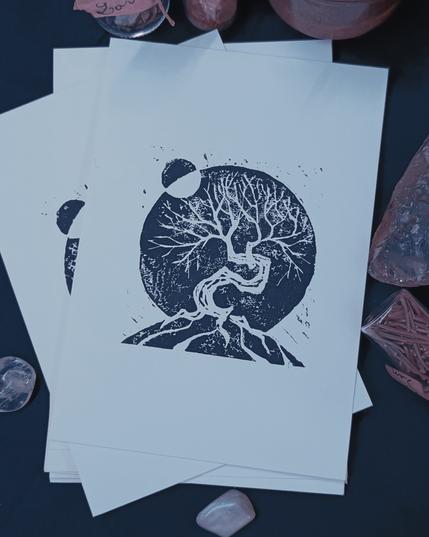 Linogravure arbre et lune