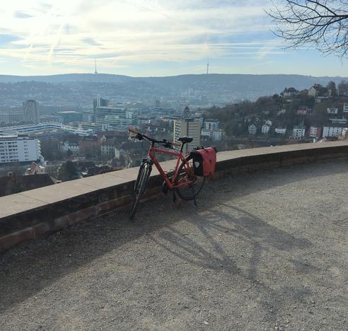 Fahrrad am Aussichtspunkt Birkenwaldstraße
