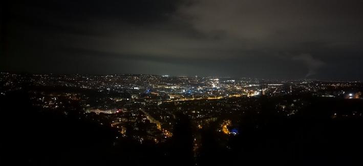 Aussichtspunkt Santiago-de-Chile-Platz (hier steht das Rad aber hinter mir)