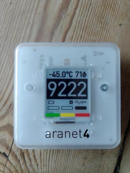 A few minutes later it got even wilder. 9222 ppm CO2, -45 C !