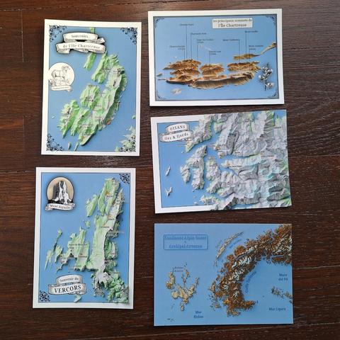 5 cartes postales qui représentent des massifs alpins avec un niveau de la mer à 1000 mètres en moyenne au-dessus du niveau réel.