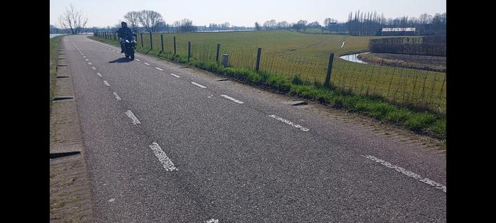 Motor op de Lekdijk