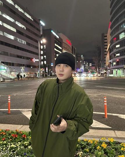 Jongho in the street