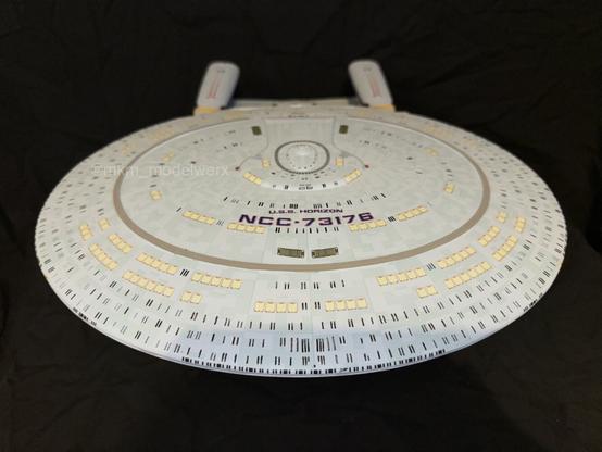 Top front view of the Horizon model. The saucer section is prominent.