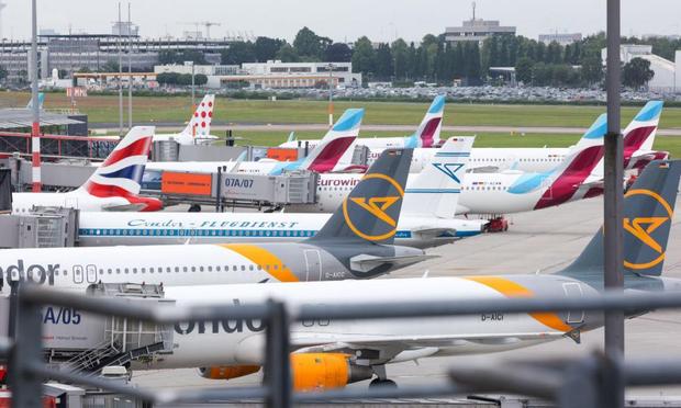 Aviones en el aeropuerto de Hamburgo. (dpa/picture alliance via Getty Images)