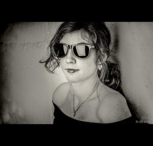 Portrait mit Sonnenbrille