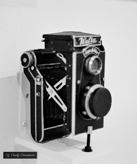Caméra Welta antique photographiée au Musée de la Photographie par Cindy Cinnamon