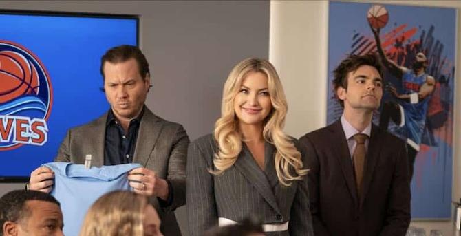 Kate Hudson, Scott MacArthur, and Drew Tarver in Running Point