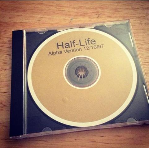 Geoff's alpha Half-Life disc, December, 16th 1997