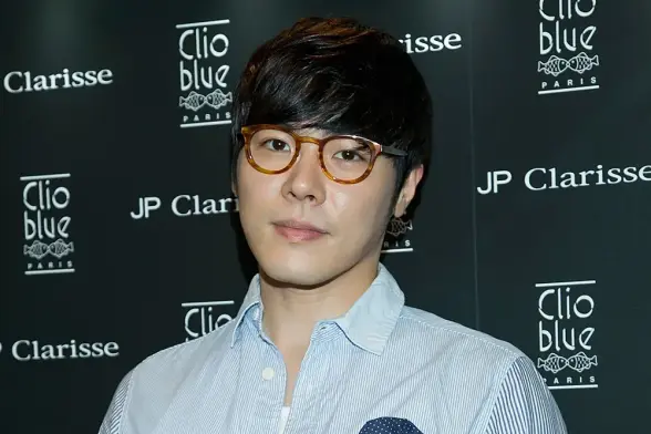 <img alt="South Korean singer Wheesung found dead at 43" src="https://theneedledrop.com/content/images/2025/03/GettyImages-495196553.webp" /><p><strong>Wheesung</strong>, the South Korean R&amp;B vocalist, producer, and songwriter, has passed away at 43. </p><p>Tajoy Entertainment, Wheesung&apos;s management agency, confirmed the news Tuesday, writing:</p><blockquote>&#x201c;We are deeply sorry to share such heartbreaking and tragic news. On 10 March, our beloved artist Wheesung passed away. He was found in a state of cardiac arrest at his home in&#xa0;<a href="https://www.independent.co.uk/topic/seoul?ref=theneedledrop.com">Seoul</a>&#xa0;and was subsequently pronounced deceased.&quot;</blockquote><p>The singer, whose real name is Choi Whee-sung, was discovered unconscious in his apartment on Monday night after his mother alerted emergency services, according to reports. While police have found no indications of foul play, they noted that a &quot;considerable amount of time&quot; had passed before he was found. Local authorities have stated they will perform an autopsy to determine the cause of death. </p><p>Wheesung had been a beloved figure in South Korea&apos;s music scene since his debut in 2002. He gained widespread fame with songs like &quot;<a href="https://www.youtube.com/watch?v=O0z7yy2XGdU&amp;ab_channel=Wheesung-Topic&amp;ref=theneedledrop.com" rel="noreferrer">With Me</a>&quot; and his popular rendition of Craig David&#x2019;s &quot;<a href="https://www.youtube.c