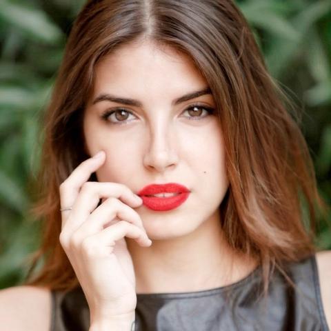 Deniz Baysal Height, Weight, Age (Turkish Celebrities) - Celebrity Caster 2025