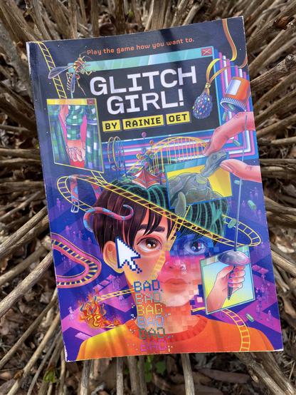 Glitch Girl!
Rainie Oet
Kokila
Publication date : March 11, 2025
448 pages, Hardcover