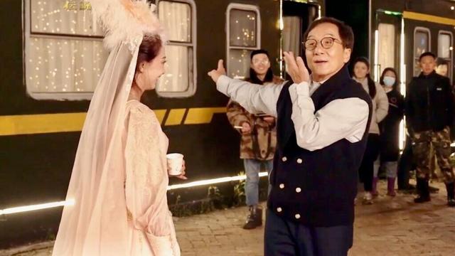 ジャッキー・チェン70歳、踊って滑る!?メイキングにEXOレイことチャン・イーシンが歌う主題歌／映画『A LEGEND／伝説』MV＆メイキング映像