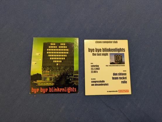 Vorder- und Rückseite eines kleinen Flyers zur "bye bye blinkenlights" - Party am 23.2.2002