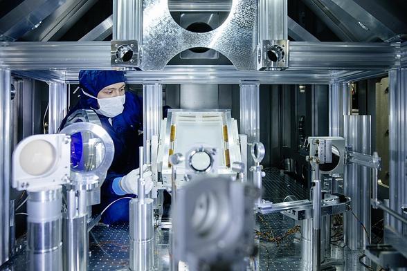 High Power Laser DRACO

Source: HZDR/Oliver Killig