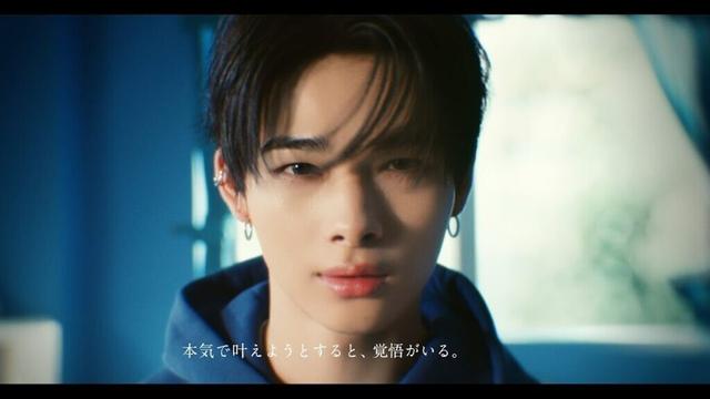 ENHYPEN・NI-KI、単独CMに初出演！“ファン”ENGENEに愛溢れるメッセージも「観てほしいな」　デジタルハリウッド大学「みんなを生きるな。自分を生きよう。2025」篇＆インタビュー