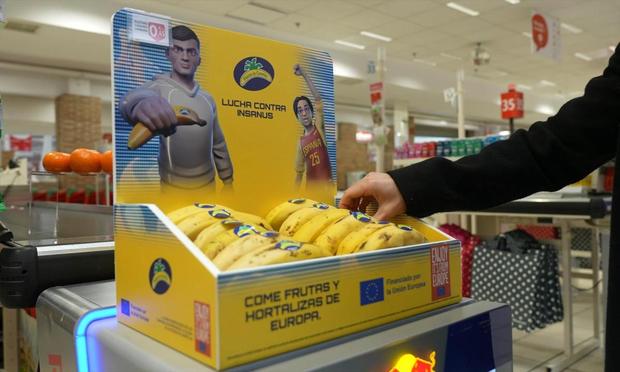 Plátano de Canarias en un supermercado Alcampo ()