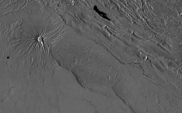 Radar image (Sentinel-1) courtesy of Copernicus. PNG, the Papuan Fold Belt. Contains Copernicus Data (18/2/2025)