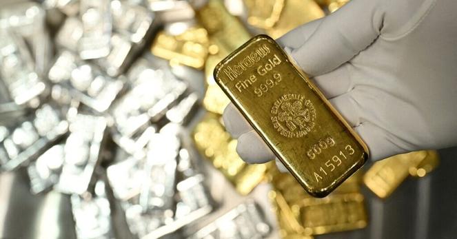 金スポット価格、史上初の3000ドル突破　安全資産に逃避買い | ロイター