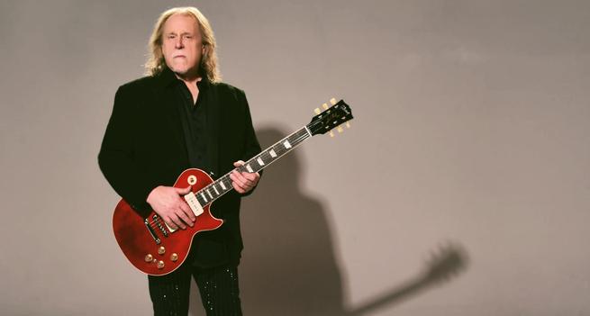 Warren Haynes with his new, Signature Gibson Les Paul Standard
