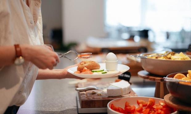 Imagen de archivo de un buffet libre. (Getty Images)