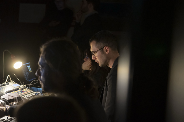 Umberto Ugoberti e Nicola Monopoli in regia, durante il concerto