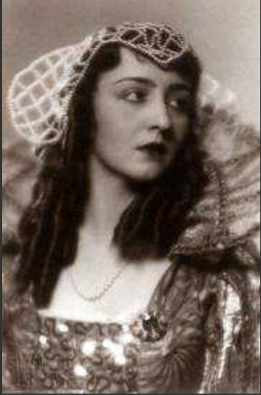 Eleanor La Mance, in an opera costume, from the 1930s