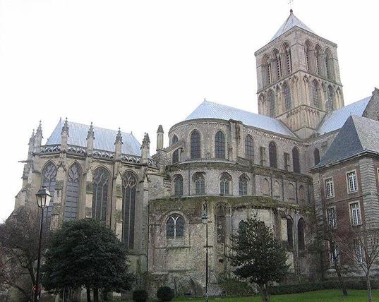Abbaye de la Trinité à #Fécamp (#SeineMaritime) L'abbaye de la Trinité est l'une des plus anciennes et des plus puissantes de Normandie. Fondée au VIIe siècle, reconstruite après les invasions vikings par les d...
Suite 👉 https://monumentum.fr/monument-historique/pa00100659/fecamp-abbaye-de-la-trinite
#Patrimoine #MonumentHistorique
Photo CC-BY-SA 4.0 : Urban