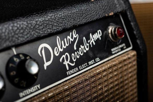 Closeup photo of a Fender Deluxe Reverb Amp